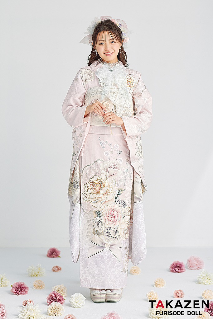 ヘップバーンコスメカラー　ミスティピンク/淡い色　バラ柄/ブーケ柄　フェミニン　かわいい　リボン　キラキラ　香音ちゃん着用振袖ネットレンタル　25001