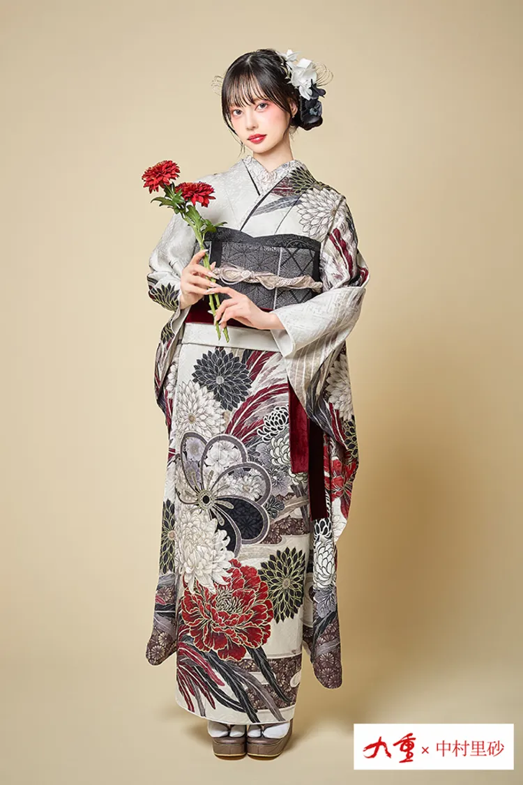 九重×中村里砂ブランド振袖ネットレンタル　オフホワイト/赤　菊柄　大柄　大人っぽい　かっこいい　和柄　K1298