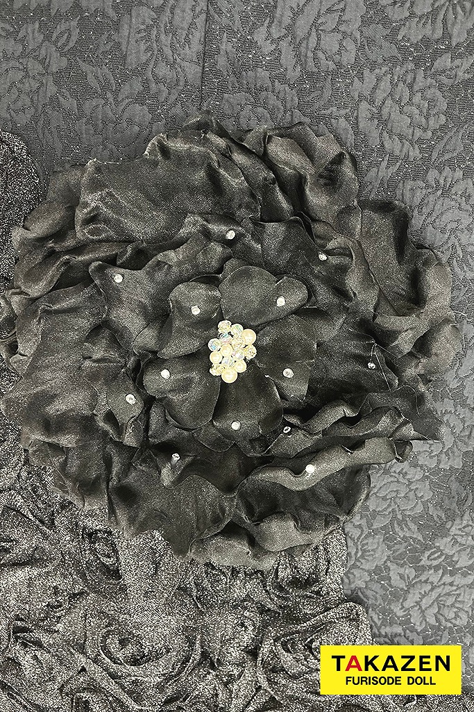 最新作ヘップバーンローズ　黒　薔薇付き　立体花　ラグジュアリー　誰ともかぶらない　レースインナー/ブーツスタイル　香川るな　オールブラックコーデネットレンタル　26007