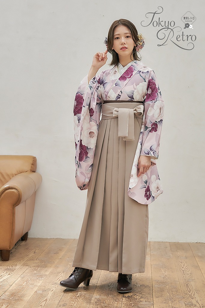 くすみカラー古典　薄紫　花柄/椿柄　淡い色　統一感のあるコーディネート　ブーツコーデ　品のある袴ネットレンタル　R25030
