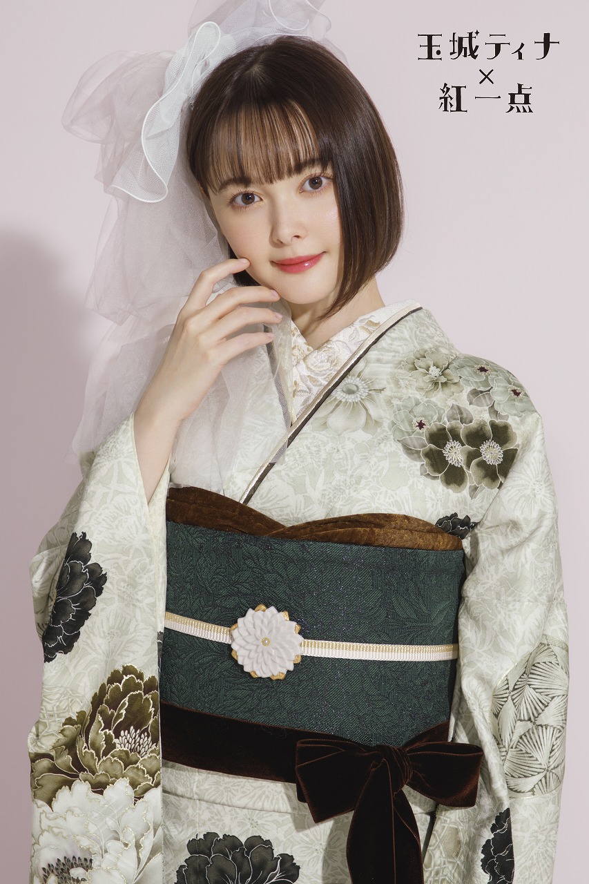 玉城ティナ×紅一点振袖ネットレンタル　くすみグリーン　ボタン柄/毬柄　グラデーション　大人っぽい　K781