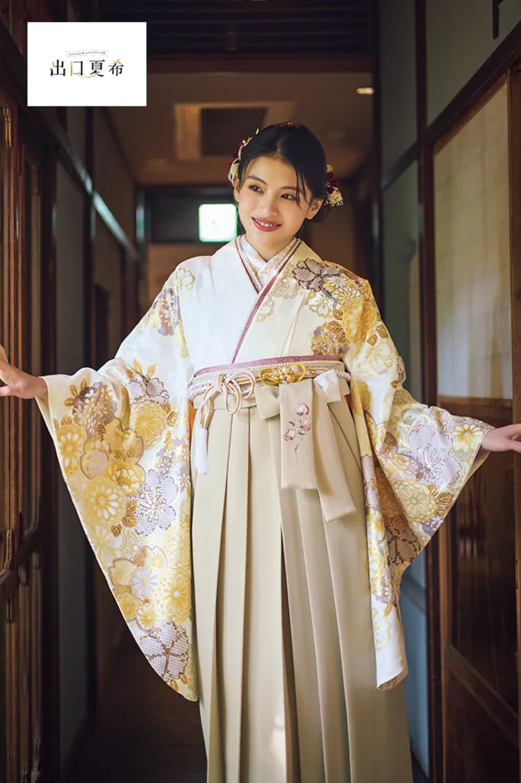 出口夏希ブランド袴ネットレンタル　正統派古典　白金　古典柄　きれいめ　大人っぽい　上品な袴コーデ　R26089