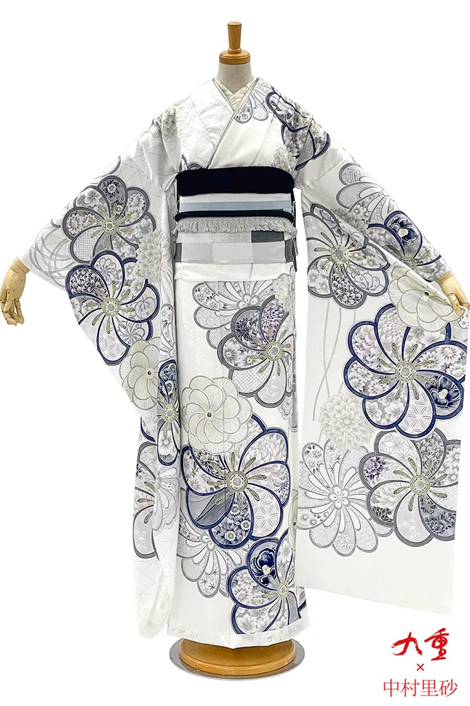九重×中村里砂振袖ネットレンタル　白/青　ねじり菊柄　シンプル　上品　爽やか　統一感のある着こなし　K954