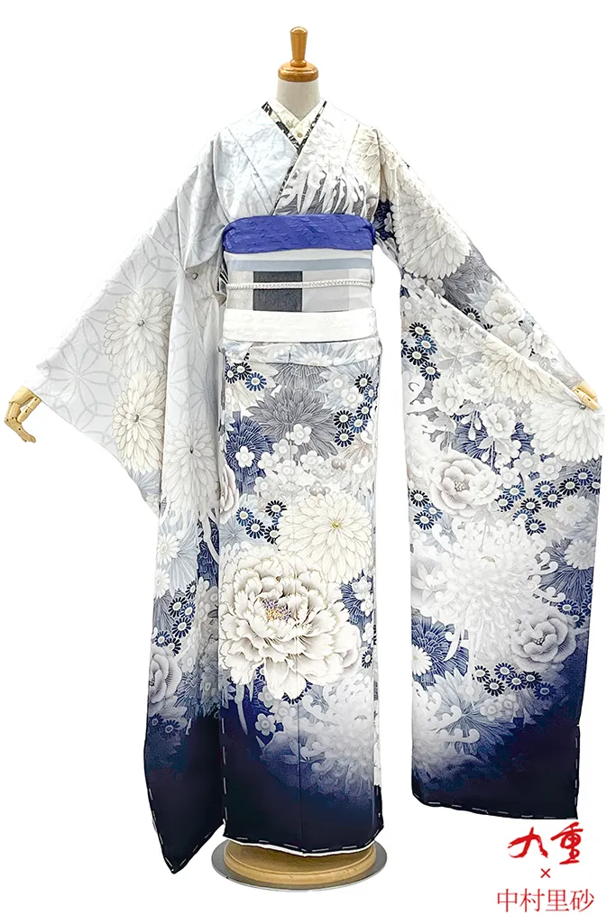 九重×中村里砂振袖ネットレンタル　水色/青　菊柄/牡丹柄　吉祥文様　グラデーション　シック　くすみカラー　トレンド　K958
