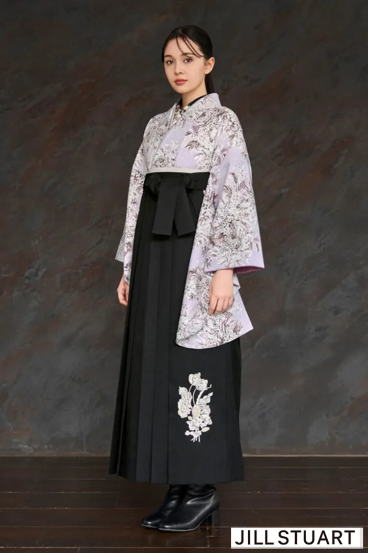 JILL STUARTブランド袴ネットレンタル　ヴィンテージスタイル　薄紫/ライラック　ミモザ　きれいめ　大人っぽい　人と被らない袴　ブーツコーデ　R27021