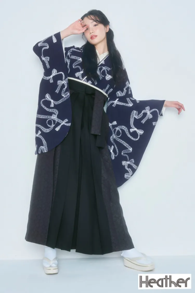 Heatherブランド袴ネットレンタル　ネイビー/紺色　リボン柄　フェミニン　ガーリー　かわいい　人と被らない袴　R27034