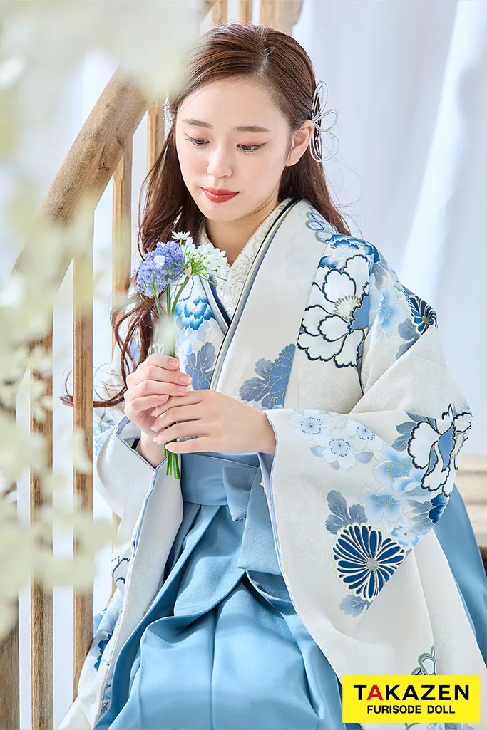 くすみカラー古典　クリーム/水色　牡丹柄/菊柄　清楚　王道　おしとやか　綺麗系　上品　袴ネットレンタル　R26023