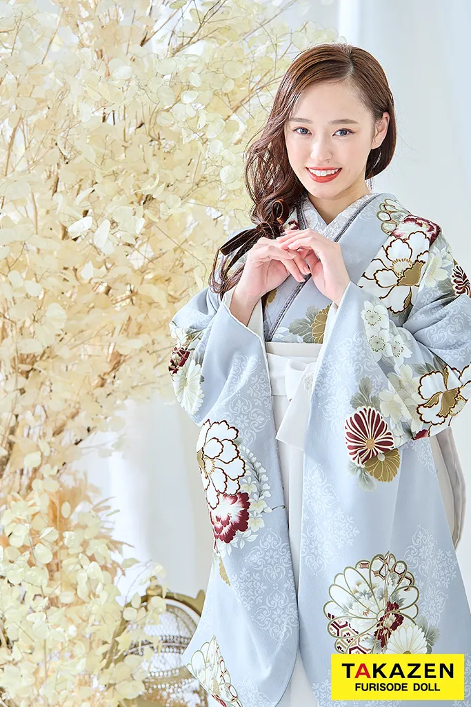 くすみカラー古典　ライトグレー/ニュアンスカラー　牡丹柄/菊柄　清楚　大人っぽい　おしとやか　綺麗系　くすみ系　袴ネットレンタル　R26024