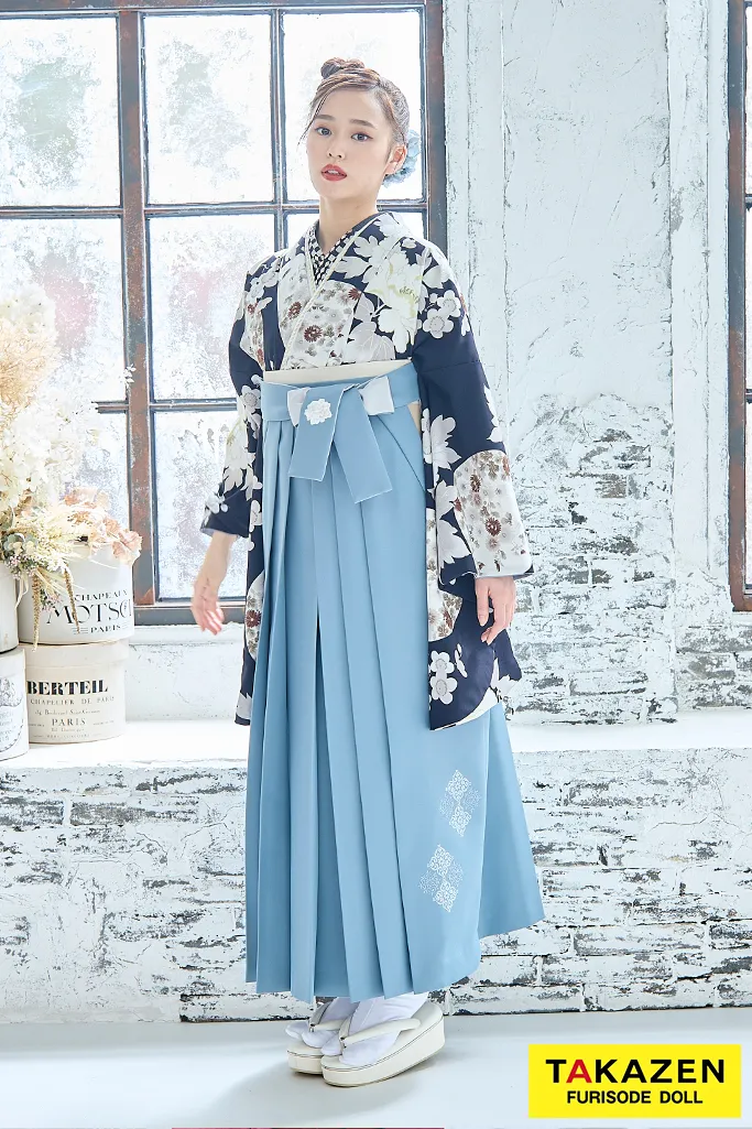 正統派古典　ネイビー/紺色　上品　綺麗　寒色系　おしゃれ　今どき　袴ネットレンタル　R26026