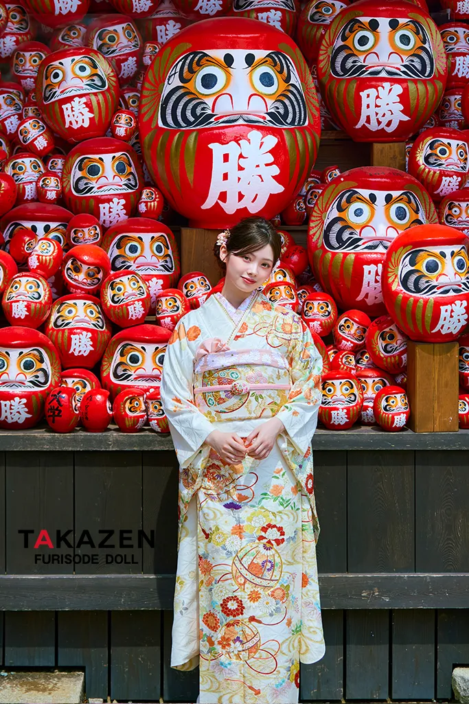 正統派古典　白/白ベース　鞠柄/牡丹柄　かわいい　綺麗系　柄小さめ　おしとやか　上品　振袖ネットレンタル　LB43