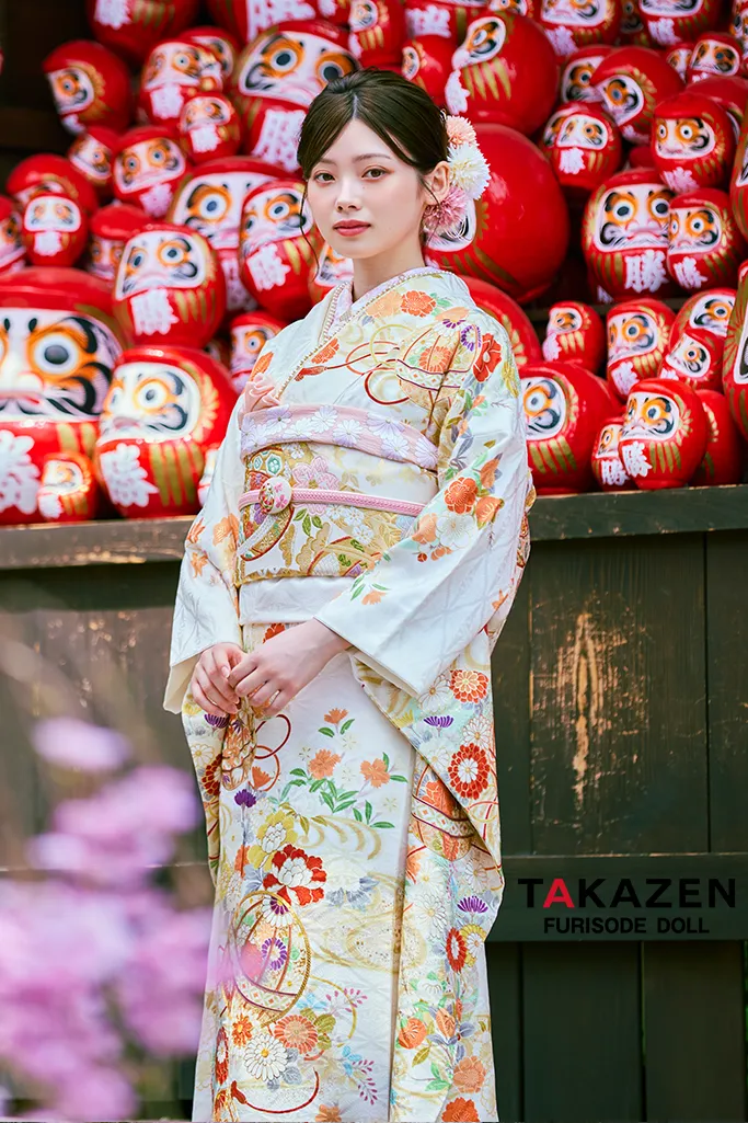正統派古典　白/白ベース　鞠柄/牡丹柄　かわいい　綺麗系　柄小さめ　おしとやか　上品　振袖ネットレンタル　LB43