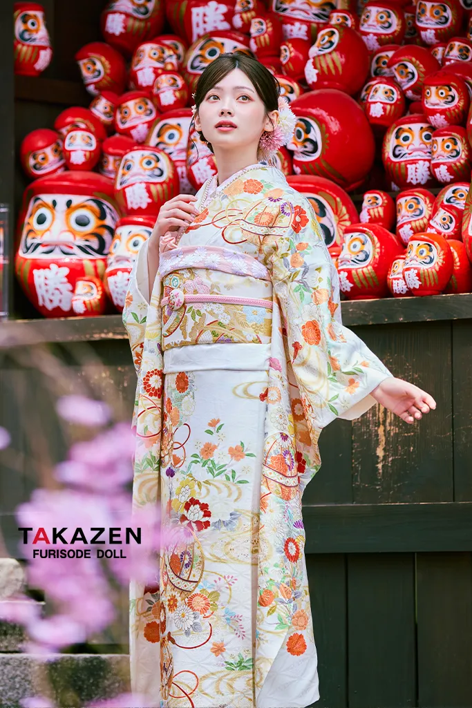 正統派古典　白/白ベース　鞠柄/牡丹柄　かわいい　綺麗系　柄小さめ　おしとやか　上品　振袖ネットレンタル　LB43