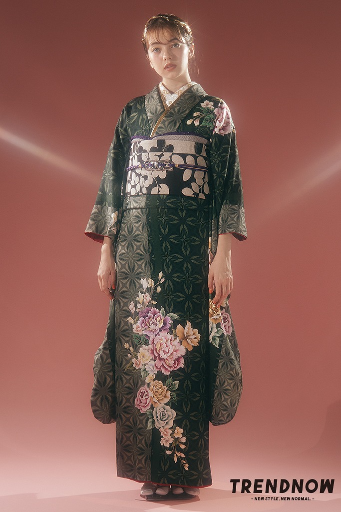 ヴィンテージスタイル　　七宝/洋花/洋風柄　深緑　トレンド　シンプル　個性的　アンティーク調振袖ネットレンタル　K718
