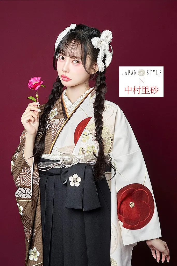 JAPANSTYE×中村里砂ブランド袴ネットレンタル　ブラウン/オフホワイト　肩身替り/梅丸紋　シンプル　古典柄　モダン　清楚　R26039