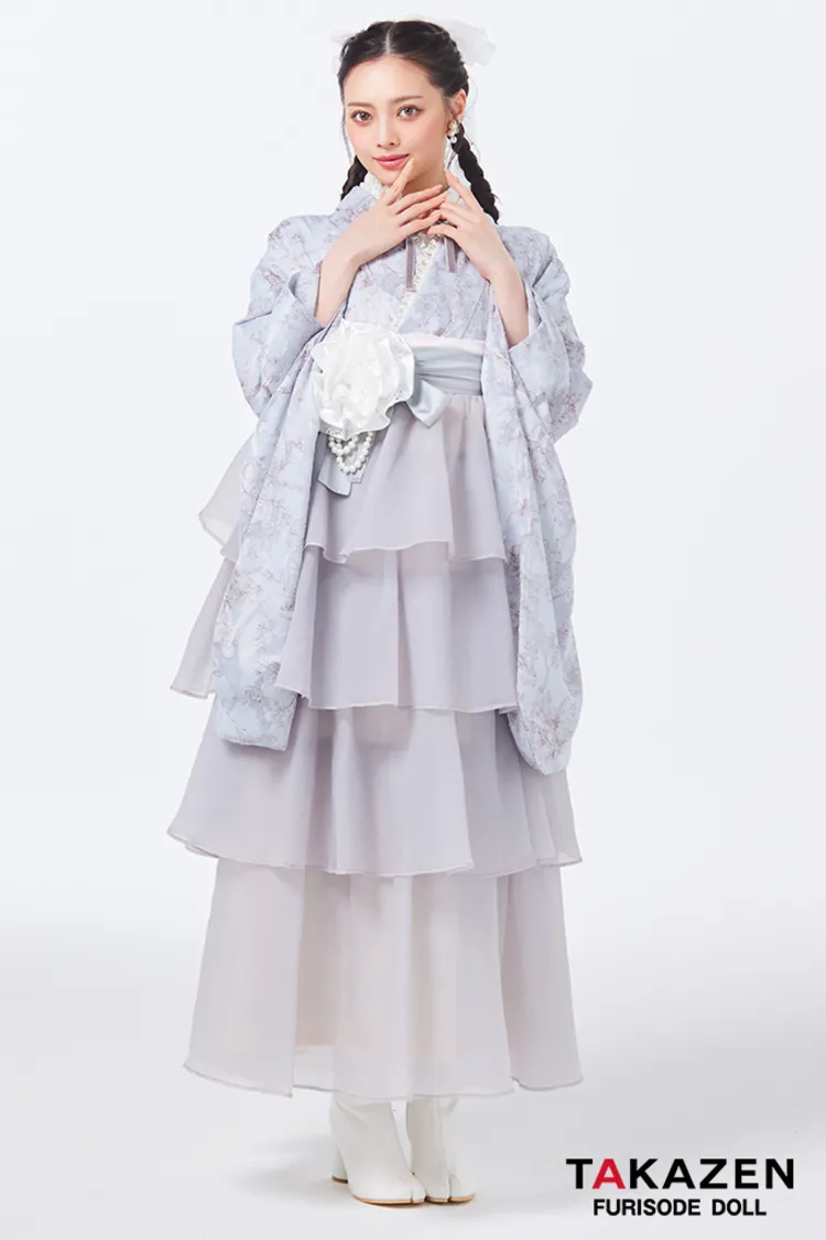 最新作ヘップバーン袴ネットレンタル　くすみグレー　小花柄　シフォンドレス袴　大人っぽい　おしゃれ　ブーツコーデ　Shiho　LH22