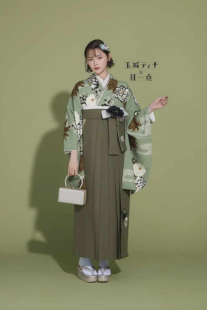 玉城ティナ×紅一点ブランド袴ネットレンタル　正統派古典　モスグリーン/緑　菊柄　大人っぽい　おしゃれ　清楚　統一感のある着こなし　R26064