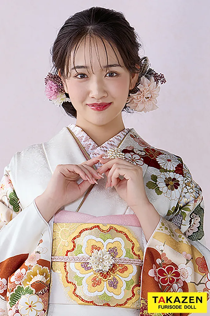 正統派古典　白/エンジ　貝桶柄/菊柄　上品　大人っぽい　清楚な振袖　おしとやか　天翔愛　26076
