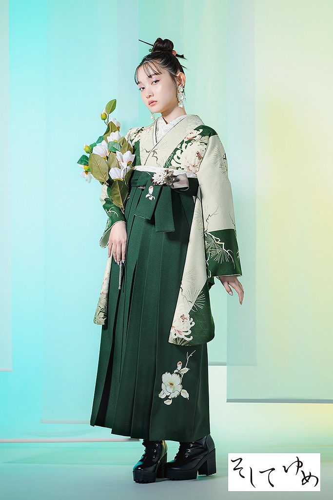 正統派古典　グレーグリーン/緑　上品　女性らしい　ワントーン　グリーンコーデ　ブーツスタイル　そしてゆめ袴ネットレンタル　K24066