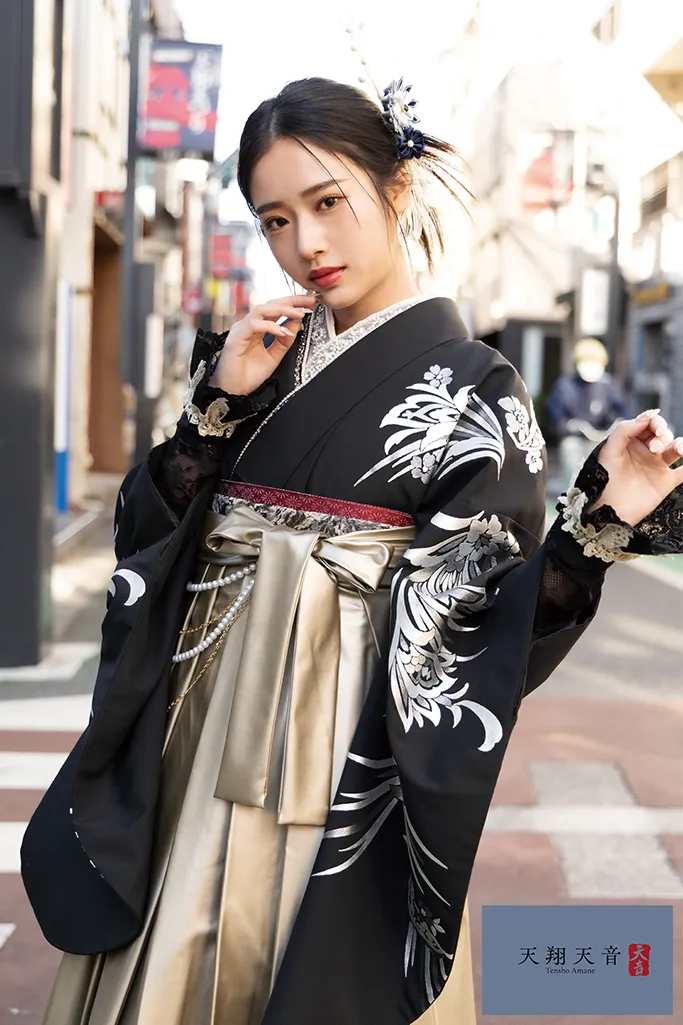天翔天音ブランド袴ネットレンタル　ヴィンテージスタイル　レザー袴　かっこいい　スタイリッシュ　ブーツスタイル　R26075