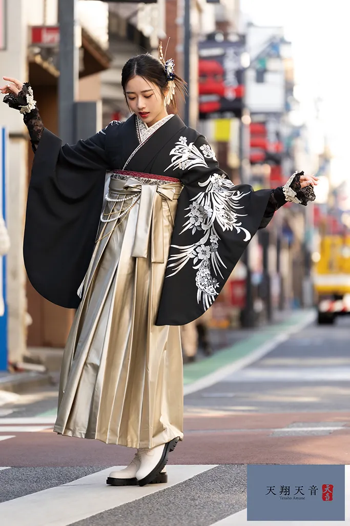 天翔天音ブランド袴ネットレンタル　ヴィンテージスタイル　レザー袴　かっこいい　スタイリッシュ　ブーツスタイル　R26075