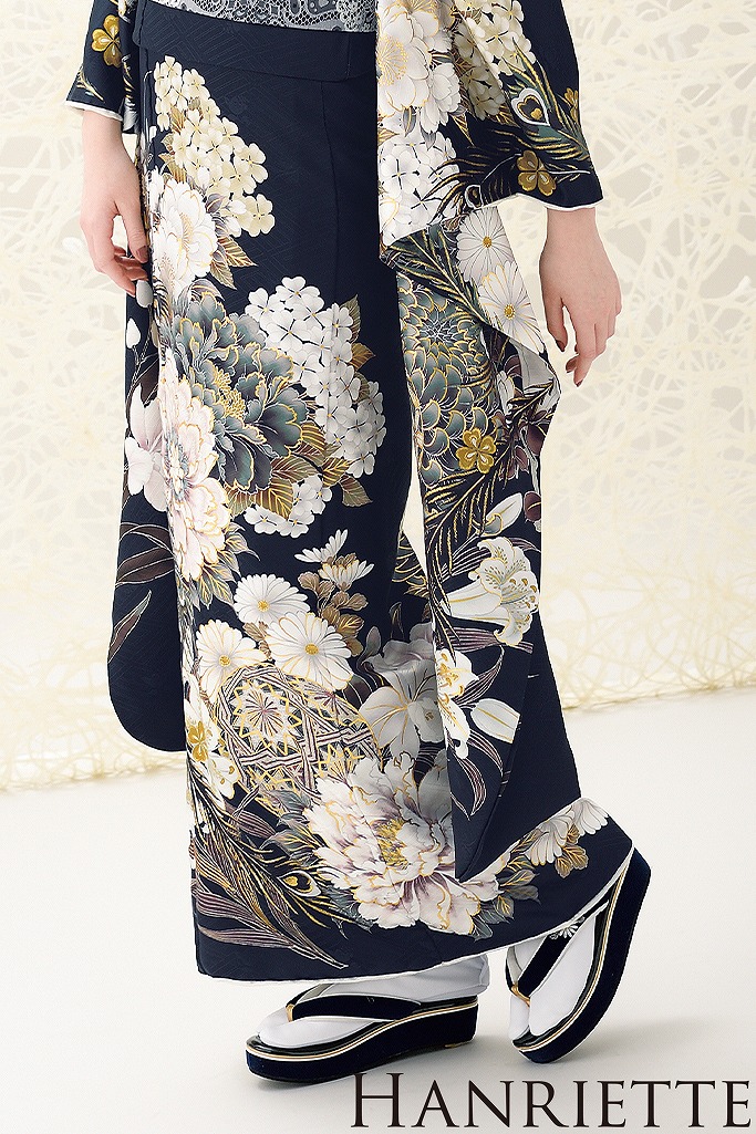 193・紺花柄 重たい