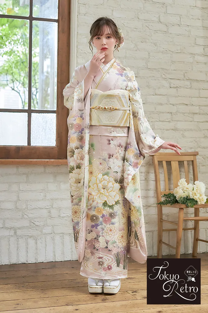 東京レトロ振袖ネットレンタル　ピンク/淡い色　牡丹柄/流水模様　かわいい振袖　人気　上品　古典柄　マーシュ彩　K1236