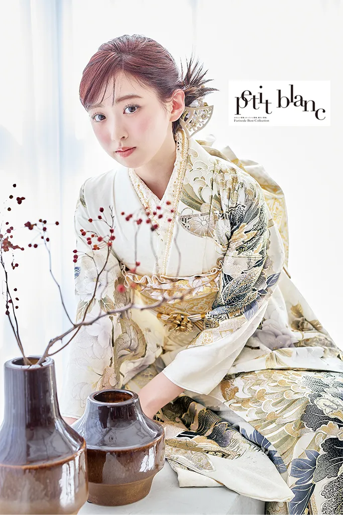 正統派古典　白地/白ベース　牡丹柄/乱菊柄　大柄　大人っぽい　綺麗系　上品　シック　振袖ネットレンタル　K1211