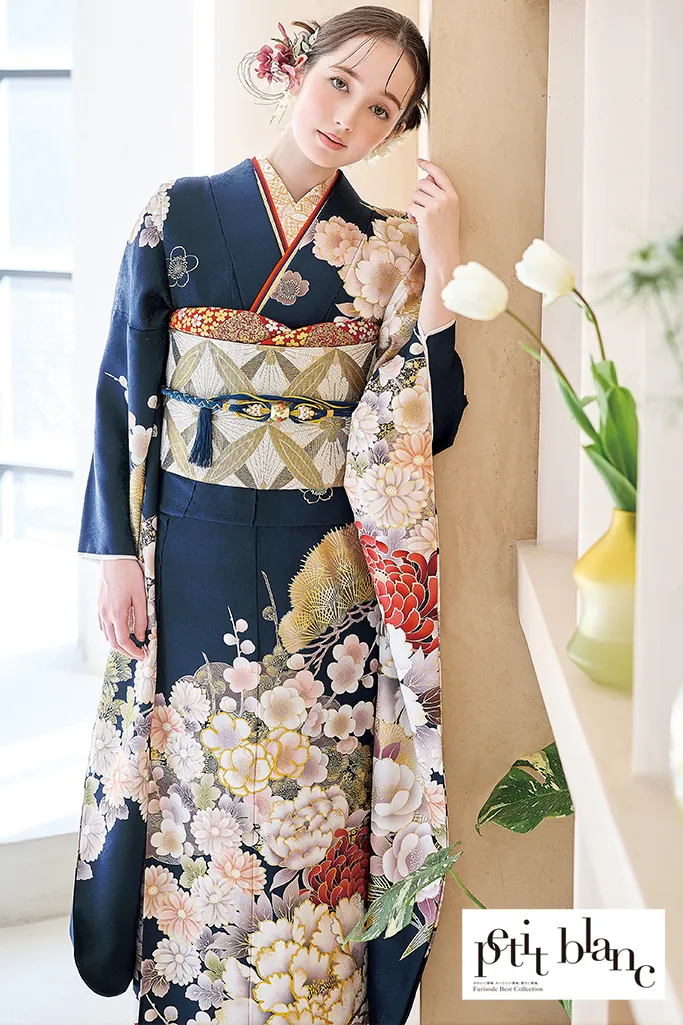 正統派古典　ネイビー/紺色　牡丹柄　大人っぽい　きれいめ　上品　定番　人気　高級感のある振袖ネットレンタル　K1212