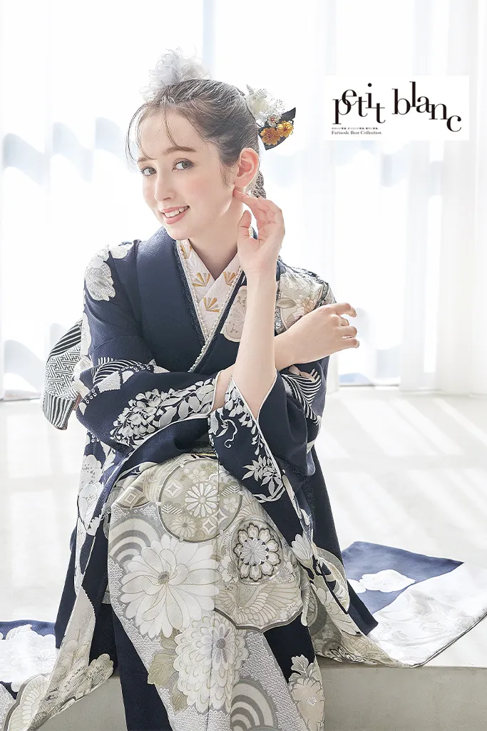 正統派古典　ネイビー/紺色/白　鶴/菊柄　おめでたい柄　清楚　定番　人気　上品　はんなり　大人っぽい振袖ネットレンタル　K1219