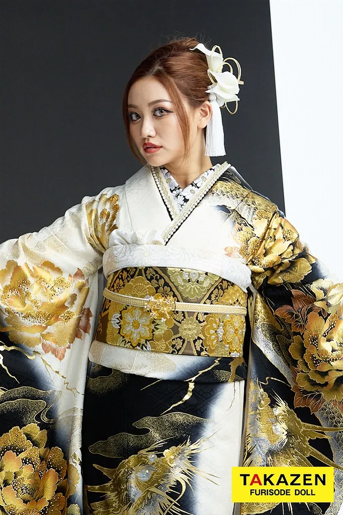 ジャパンモード　白/黒/ゴールド(金色)　本物龍柄　一番目立つ　渋い振袖　かっこいい　極妻風　キラキラスワロフスキー付き　中村りおん　32135