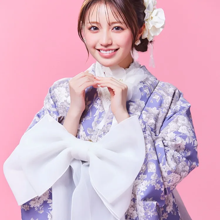 大きめ振袖/袴用リボン　白/ホワイト　かわいい　ガーリー　目立つ　華やか　写真映えする飾り　振袖・袴コーデにおすすめ