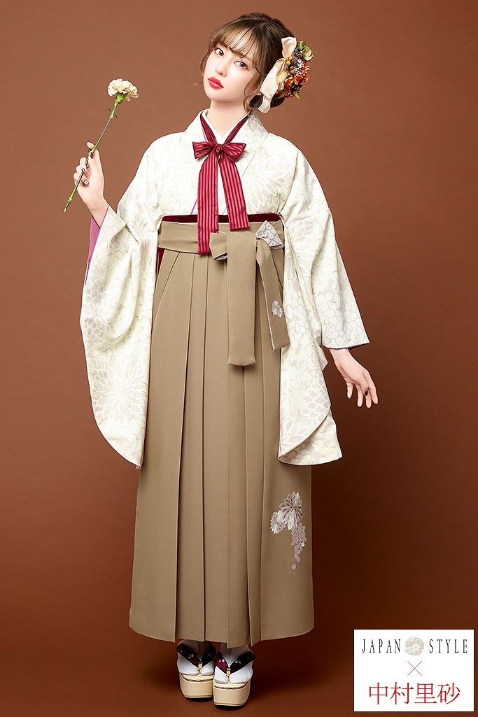 JAPAN STYLE×中村里砂袴ネットレンタル　白/薄ピンク　菊柄　シンプル　かわいい　淡い色　組み合わせ自由　くすみ系　上品　　R22013