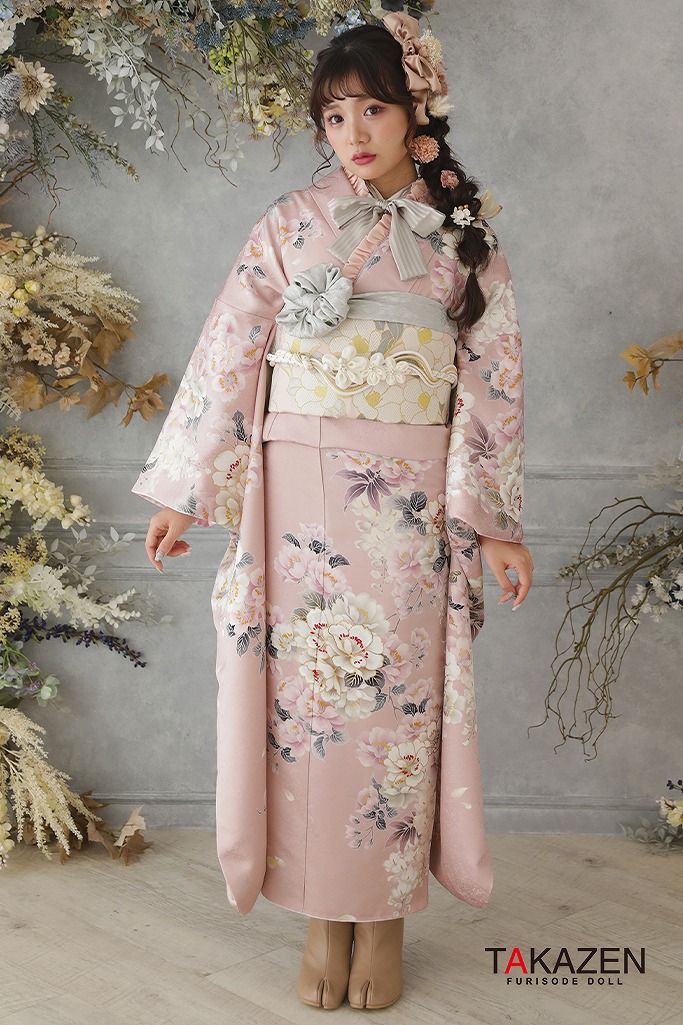 大人気 くすみカラーガーリー振袖ネットレンタル 淡色おしゃれ くすみピンク G42 全国対応 振袖 袴通販レンタルならfurisode Doll フリソデドール By Takazen 成人式振袖 卒業式袴ecレンタルno 1