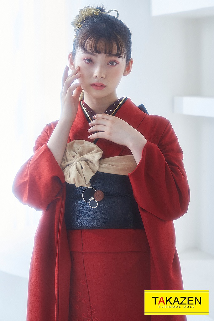 ヴィンテージスタイル　赤　無地　目立つ　個性的　オシャレ　スタイリッシュ　ブーツコーデ　レトロ　南琴奈　LB2