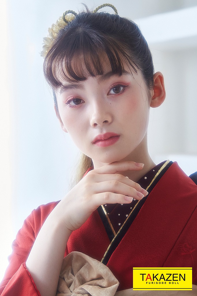 ヴィンテージスタイル　赤　無地　目立つ　個性的　オシャレ　スタイリッシュ　ブーツコーデ　レトロ　南琴奈　LB2