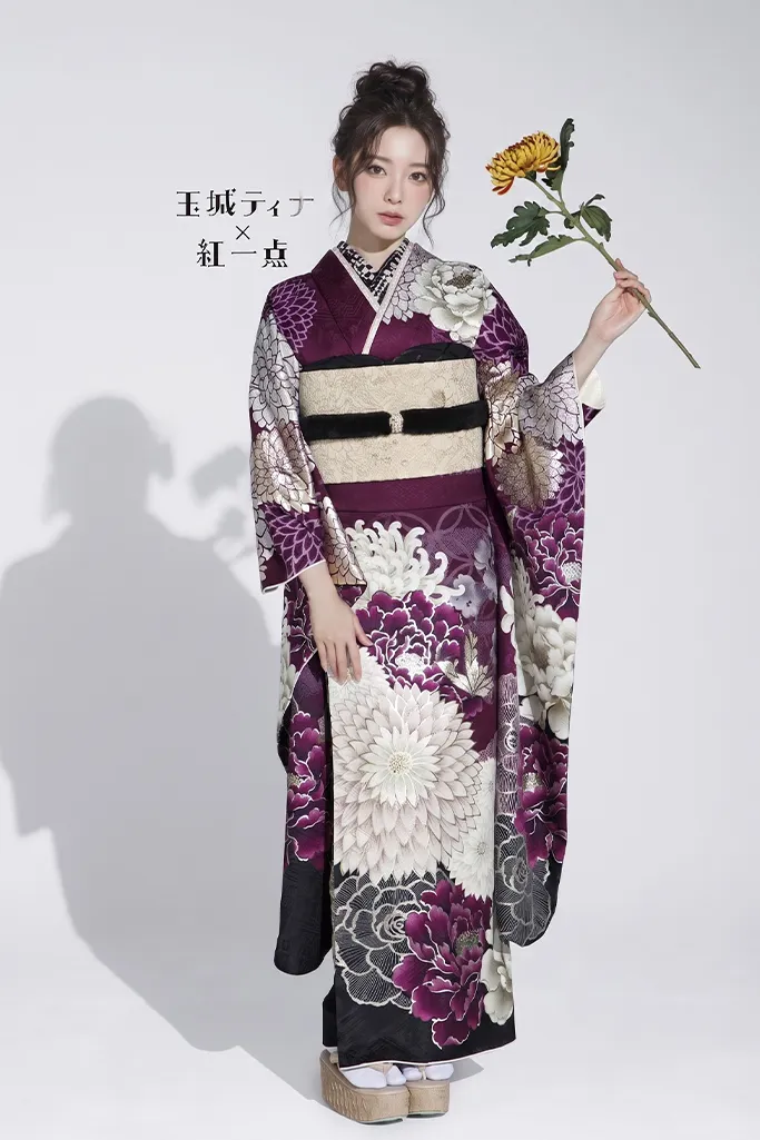 玉城ティナ×紅一点ブランド振袖ネットレンタル　ワインレッド/紫　大柄/乱菊　豪華　大人っぽい　古典柄　目立つ　かっこいい　K1181