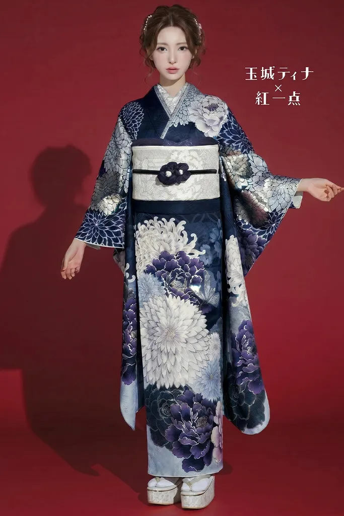 玉城ティナ×紅一点ブランド振袖ネットレンタル　ネイビー/青/寒色系　大柄/乱菊　豪華　大人っぽい　古典柄　ブルべさんにおすすめ　K1180
