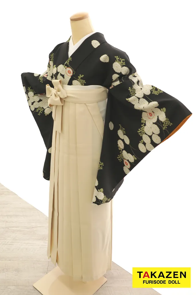 格安古典柄袴　黒　小花柄　シンプル　大人っぽい　おしゃれ　安い袴ネットレンタル　Y26