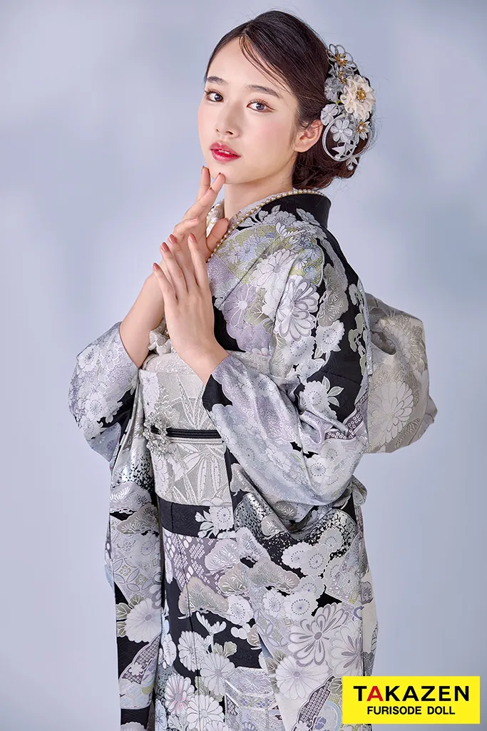 高級古典　関芳/最高級金彩刺繍友禅　黒/シルバー　レース　かっこいい　大人っぽい振袖　天翔天音　26033
