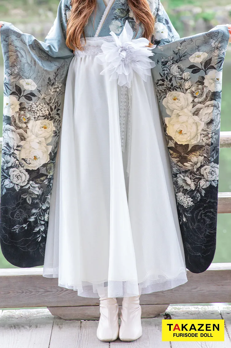 くすみガーリー　緑/モスグリーン　花柄/洋風柄　ドレス袴　オシャレ　スモーキーカラー　フレンチガーリー　ブーツコーデ　JILL STUART(ジルスチュアート)袴ネットレンタル　RY159