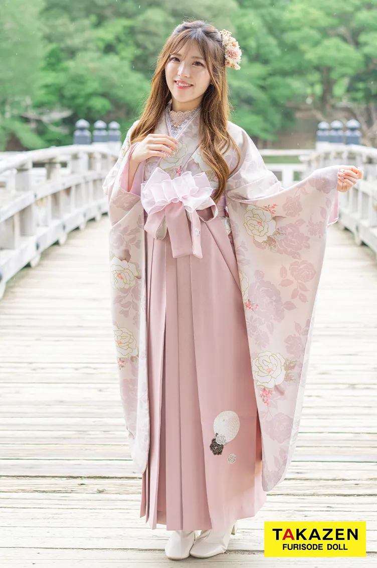 最新作くすみカラーガーリー　ピンク/かわいい　薔薇柄　フェミニン　おしゃれ　かわいい　トレンド袴ネットレンタル　ブーツスタイルR25008