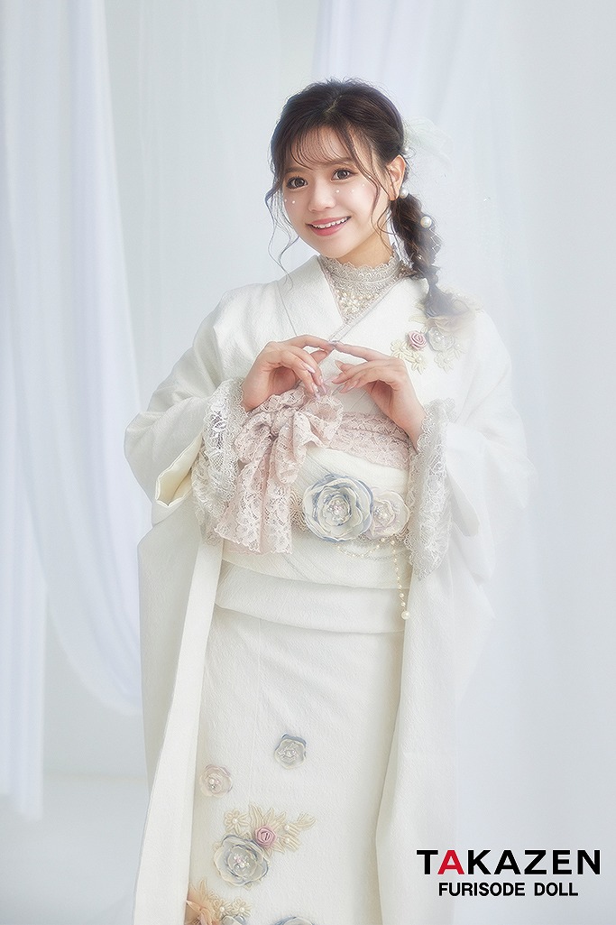 ヘップバーンミニョン　白/ホワイト　立体花付き　ジャガード生地　フレンチガーリー　レースインナーコーデ　足袋ブーツ　可愛らしい振袖ネットレンタル　じゅりちゃん　G64