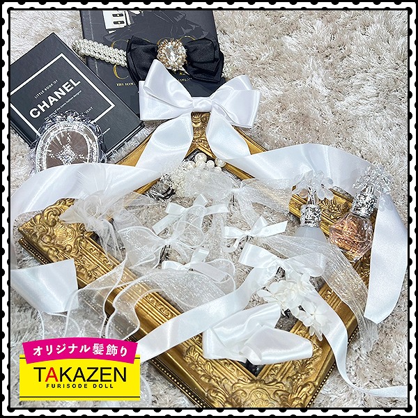 トレンドリボンヘアアクセサリー　白　ホワイト　パール　バラ髪飾り　使いやすい　オシャレな成人式卒業式髪飾り通販