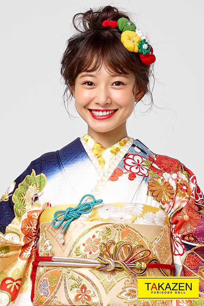 高級古典　白/青色(ブルー)　牡丹柄　豪華　桂由美デザイン振袖　上品古典振袖ネットレンタル　華やか　　22024