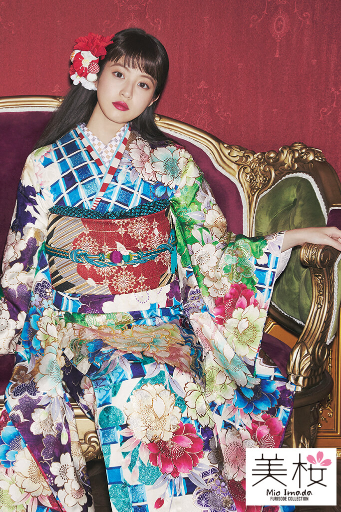 成人式人気着物 個性派振袖 通販レンタル 今田美桜華やか古典 かわいいサクラ柄 白 ブルー 青色 グリーン 緑色 K0175 全国対応 振袖通販レンタルならfurisode Doll フリソデドール By Takazen 成人式振り袖 卒業式袴レンタルno 1