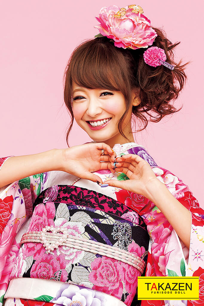 格安キュートガーリー　白/ピンク/赤　薔薇柄　量産型　かわいい　ゆるふわ　　地雷系振袖ネットレンタル　32163