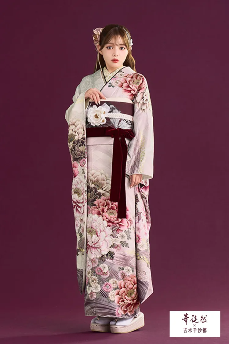 華徒然×吉木千沙都振袖ネットレンタル　くすみピンク　牡丹柄/大柄　おしゃれなくすみカラーの振袖をお探しの方におすすめ　人と被らない振袖　K1354