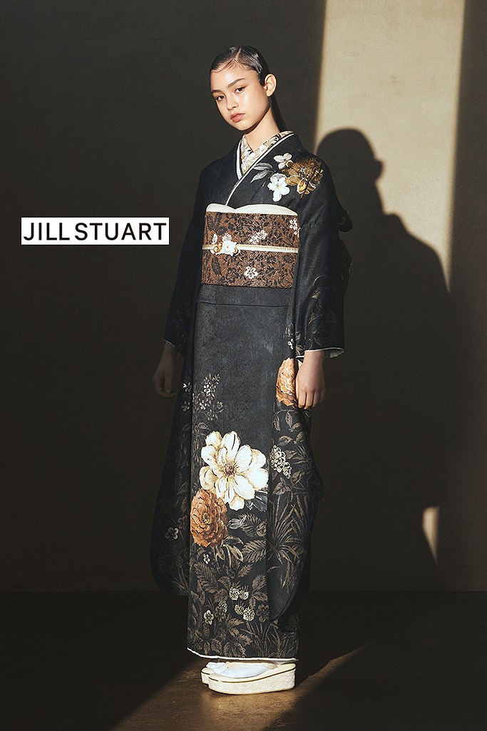 JILL STUARTブランド振袖ネットレンタル　黒/ブラック/オレンジ　クチナシ　すっきり　シンプル　個性的　大人っぽい　おしゃれ　K1122
