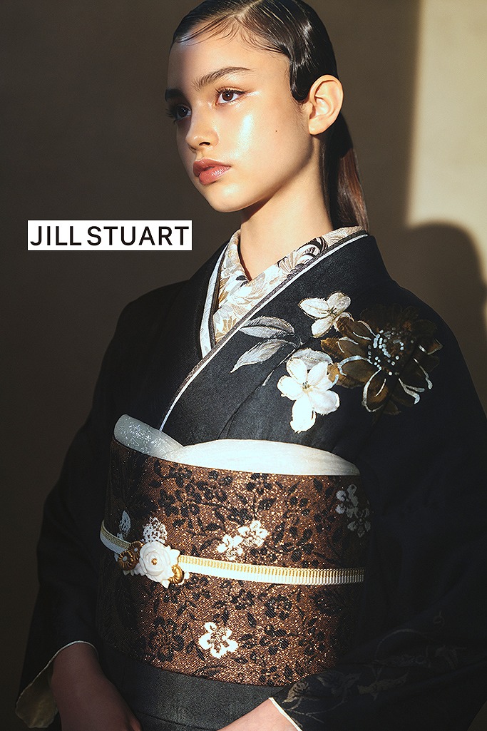 JILL STUARTブランド振袖ネットレンタル　黒/ブラック/オレンジ　クチナシ　すっきり　シンプル　個性的　大人っぽい　おしゃれ　K1122
