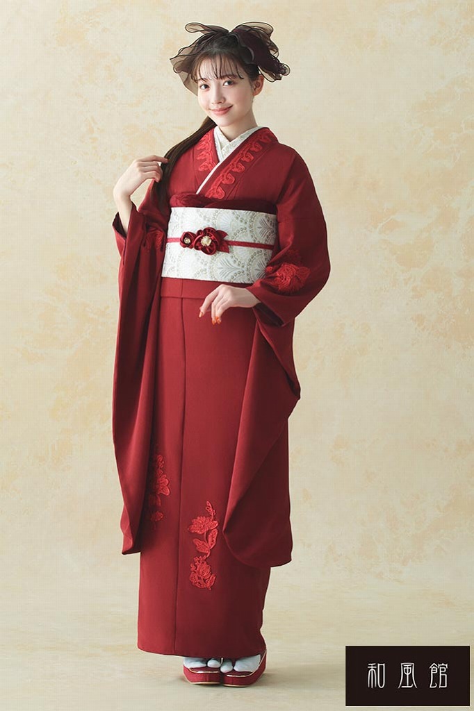 ☆正絹　振袖　フルセット☆深みのボルドー　大人レッド　シック　シンプル　作家 シックな赤の無地振袖フルセット